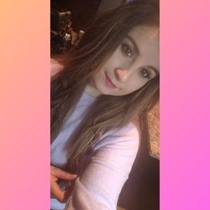 Meet your Posher, Fatima